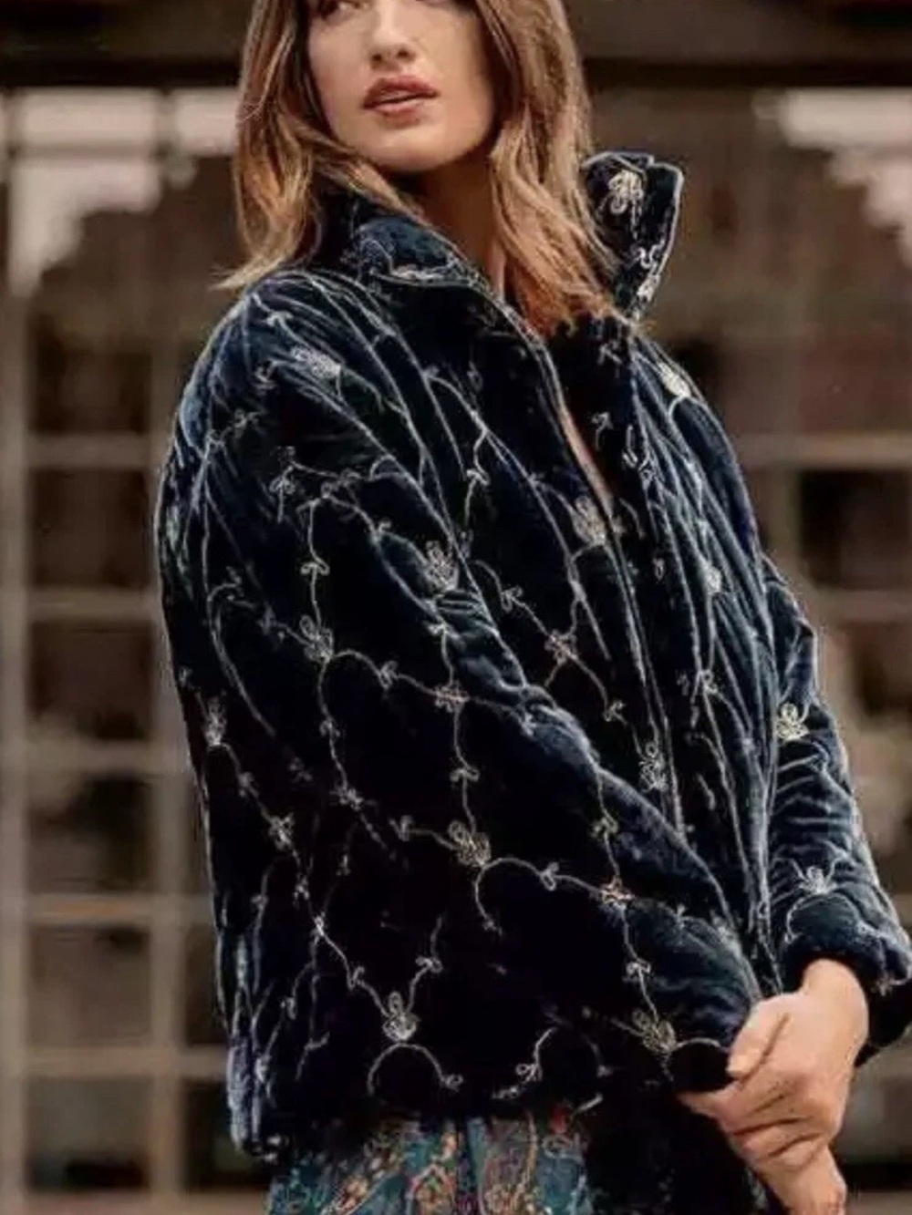 Johnny Was Zaelia quilted Puffer Jacket
Coat Velvet Silk embroidered boho chic